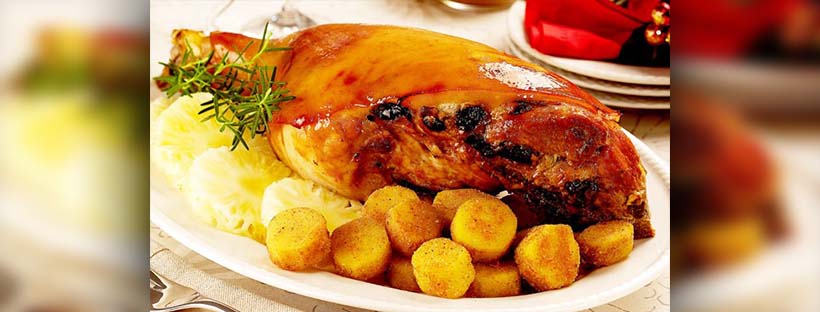 Pernil assado com batatas